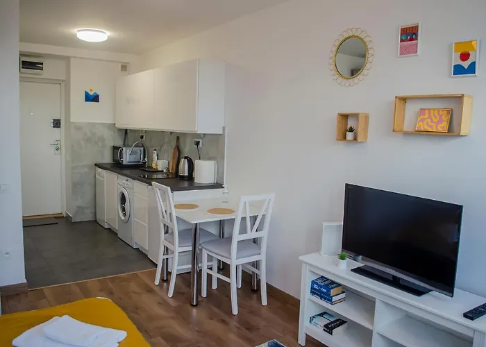 Sweet Life Next To Metro Station شقة وارسو